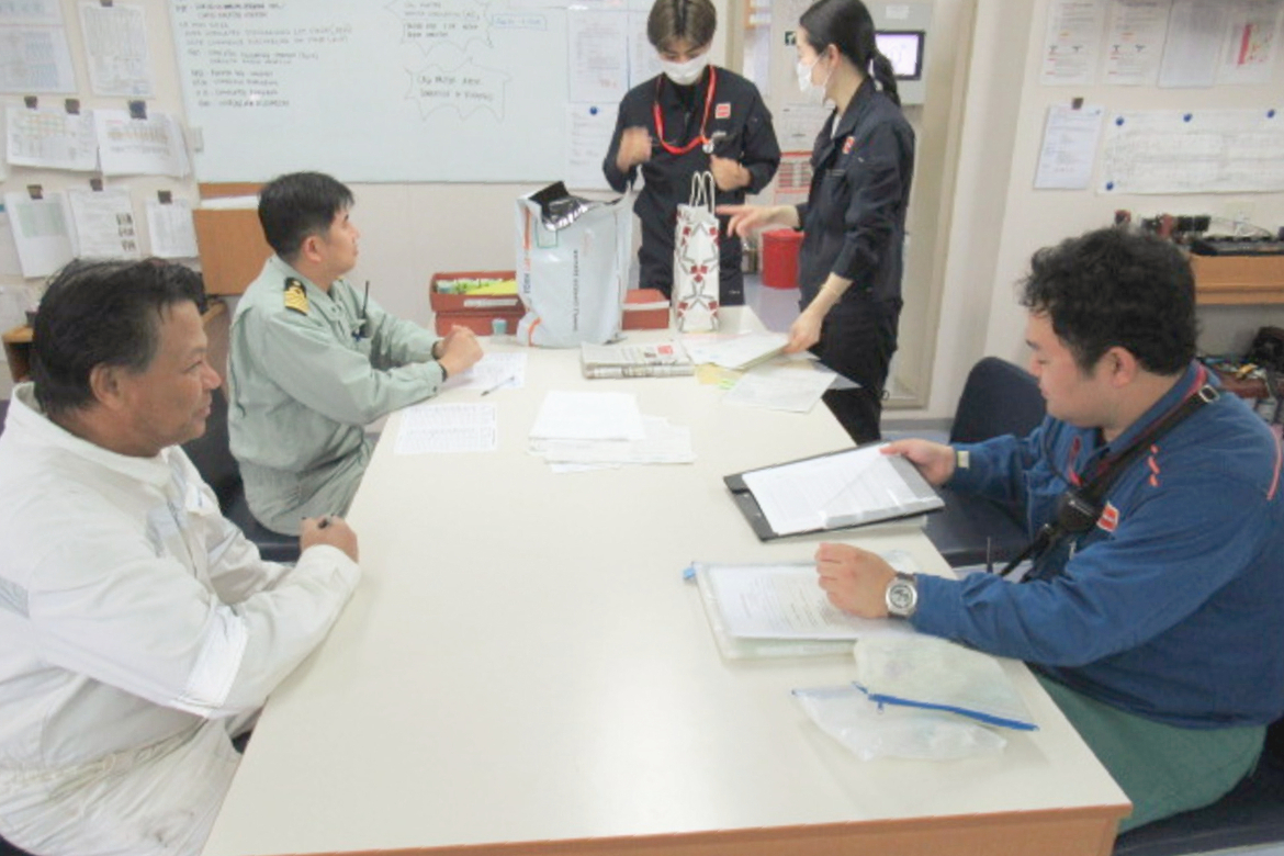 仕事の様子
